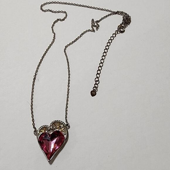 QIANSE JEWELRY Gifts Love Happens White Gold Plated Necklace with Heart - Picture 2 of 6